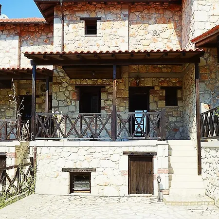 Petrino Villa