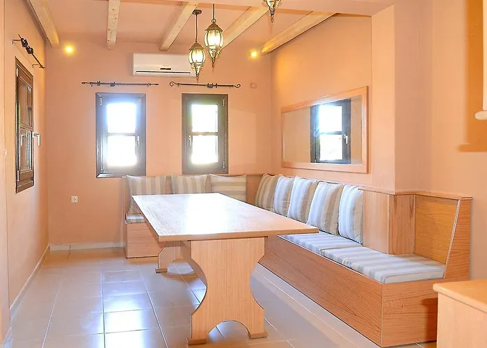 Petrino * Vourvourou