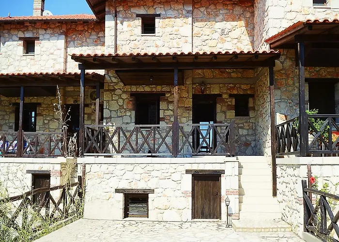 Petrino Villa